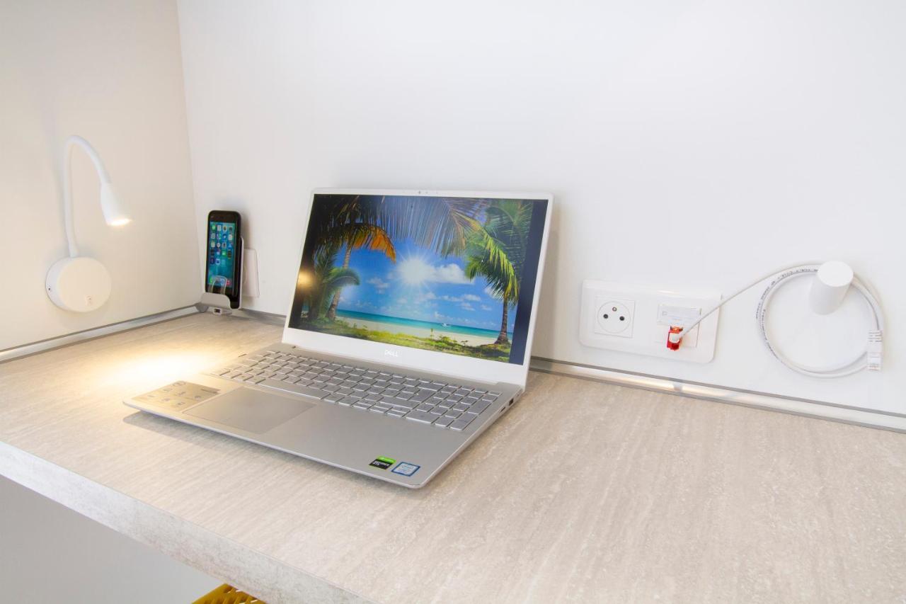 Soleil D'Ete - Netflix & Wifi - Balcon - Climatisation - Parking Gratuit - Check-In 24H24 - Emplacement Velos - Goodmarning Châlons-en-Champagne Zewnętrze zdjęcie