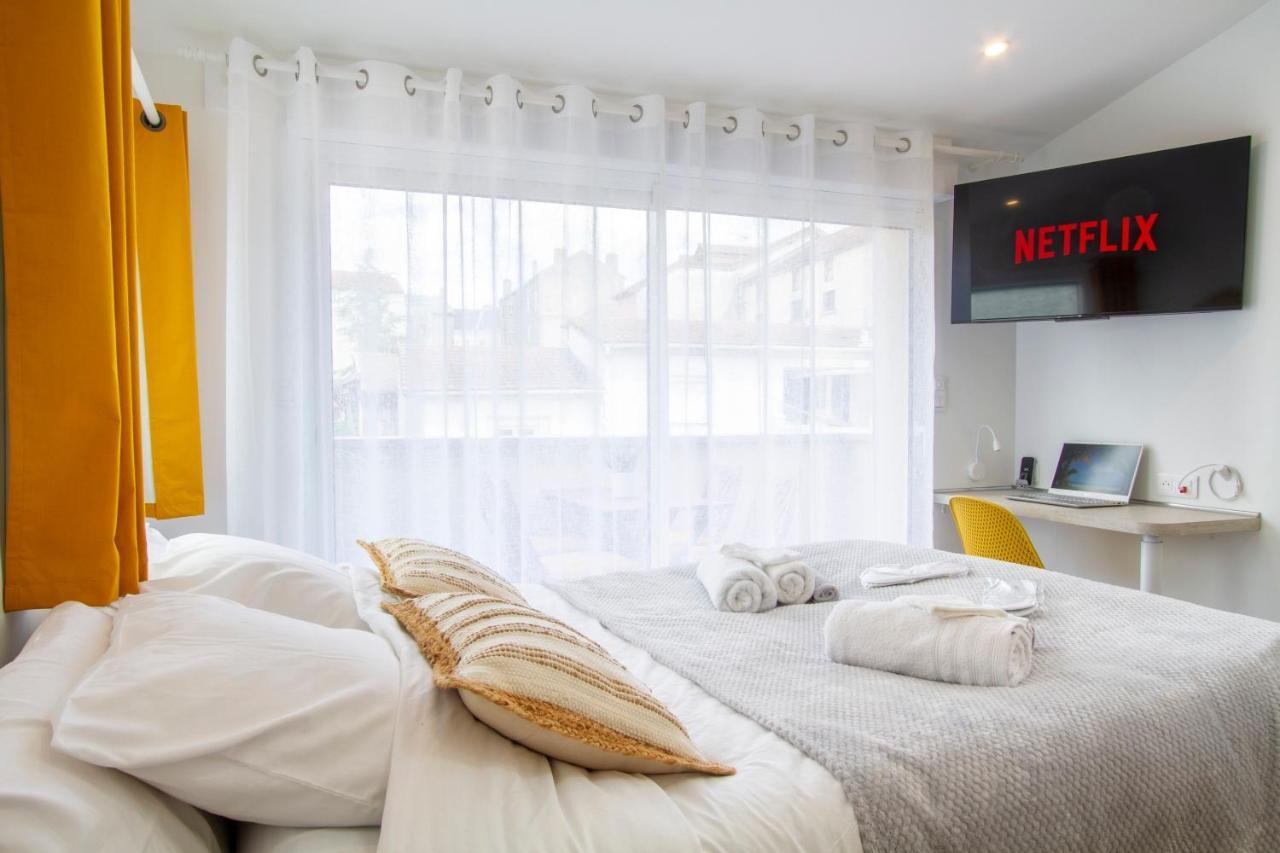 Soleil D'Ete - Netflix & Wifi - Balcon - Climatisation - Parking Gratuit - Check-In 24H24 - Emplacement Velos - Goodmarning Châlons-en-Champagne Zewnętrze zdjęcie