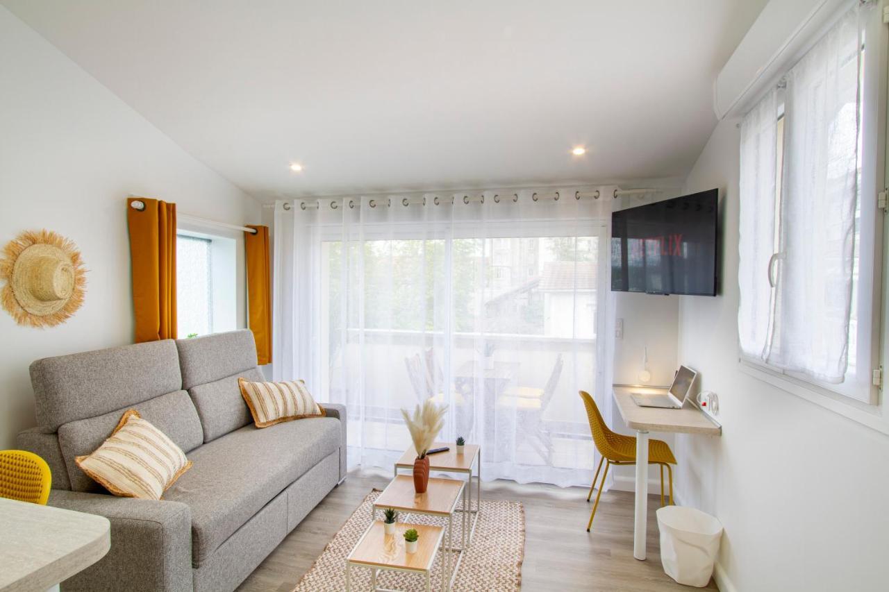 Soleil D'Ete - Netflix & Wifi - Balcon - Climatisation - Parking Gratuit - Check-In 24H24 - Emplacement Velos - Goodmarning Châlons-en-Champagne Zewnętrze zdjęcie